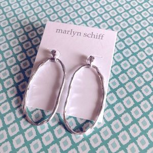 Marlyn Schiff - Mariat Hammered Oval Hoop earrings, silver